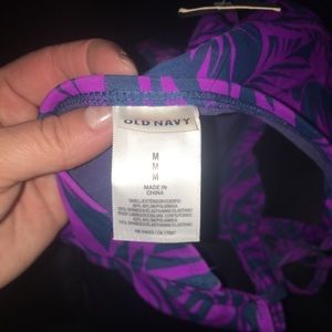 Old Navy Swim - Old navy rouched sides one piece swimsuit M NWT Old Navy Swim - Old navy rouched sides one piece swimsuit M NWT